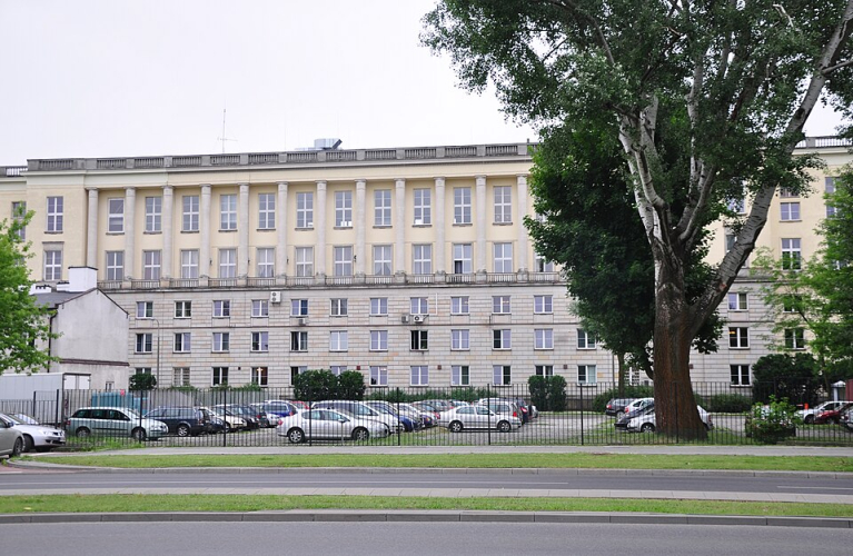 W 2025 roku Polska zajęła trzecie miejsce w UE pod względem liczby zezwoleń na pobyt wydanych imigrantom